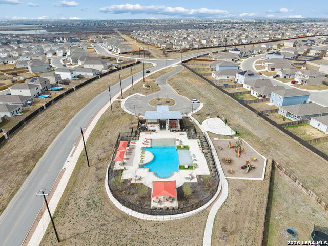 Image 38 of 40 For 5822 Lilac  