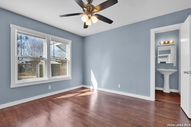 Image 11 of 17 For 120 Bank St  