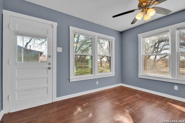 Image 15 of 17 For 120 Bank St  