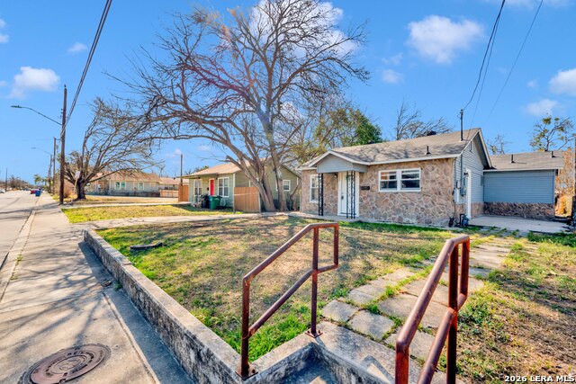 Image 3 of 17 For 120 Bank St  