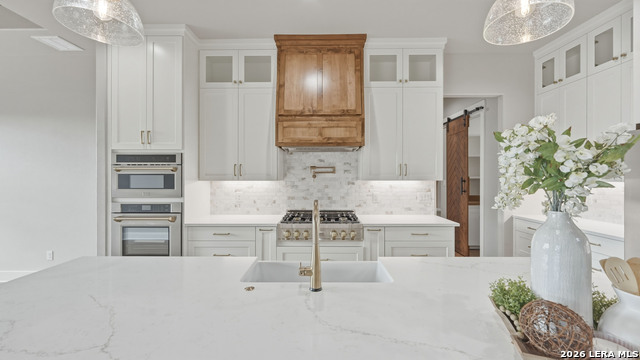 Listing photo id 8 for 111 Ashton Oak