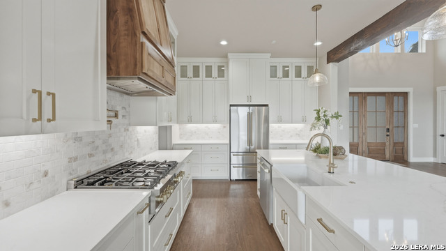 Listing photo id 12 for 111 Ashton Oak