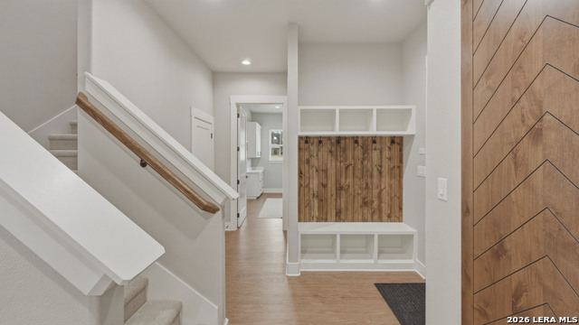 Listing photo id 27 for 111 Ashton Oak