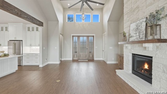 Listing photo id 1 for 111 Ashton Oak