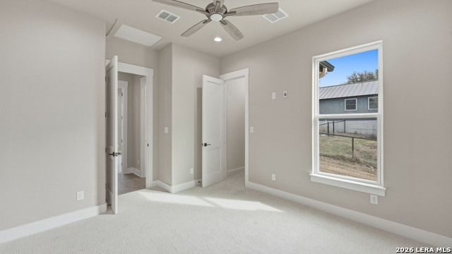 Listing photo id 34 for 111 Ashton Oak