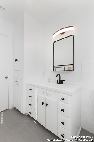 Image 24 of 34 For 534 Cosgrove St