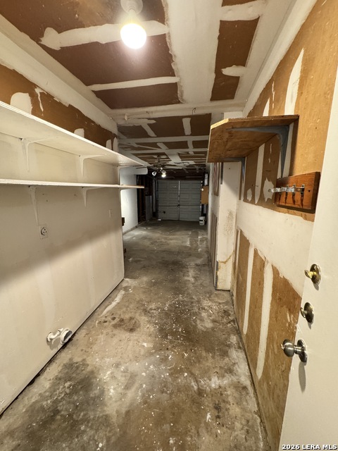 Image 8 of 17 For 12219 Ridge Crown St