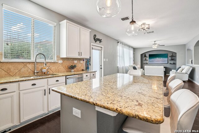 Image 16 of 49 For 4031 Calle De Cobre