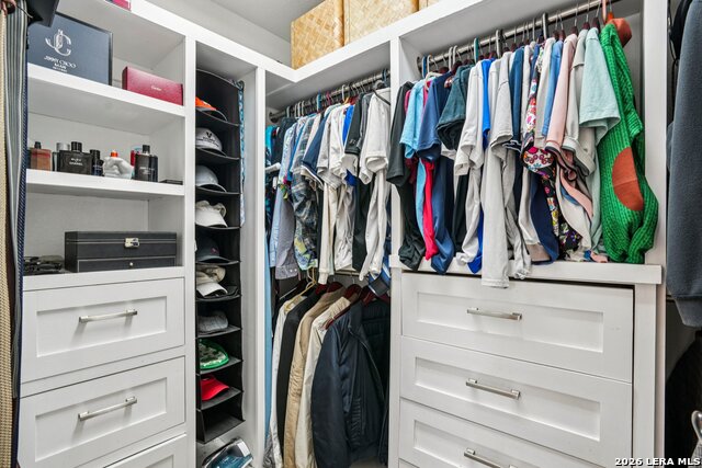 Image 38 of 49 For 4031 Calle De Cobre