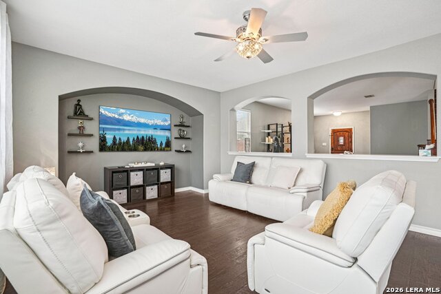 Image 6 of 49 For 4031 Calle De Cobre