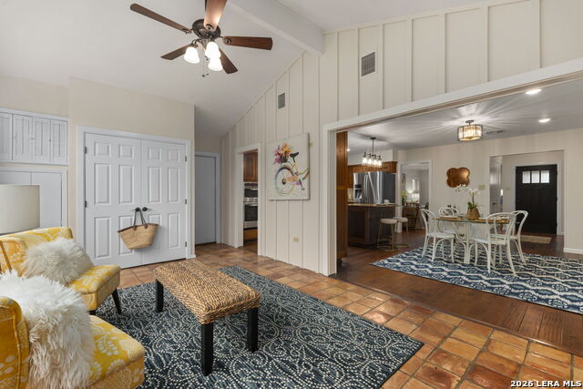 Image 18 of 50 For 2126 Lawndale Dr. E