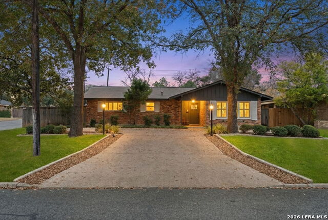 Image 2 of 50 For 2126 Lawndale Dr. E