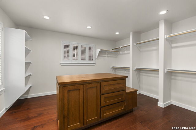 Image 27 of 50 For 2126 Lawndale Dr. E