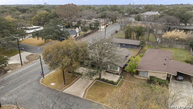 Image 50 of 50 For 2126 Lawndale Dr. E