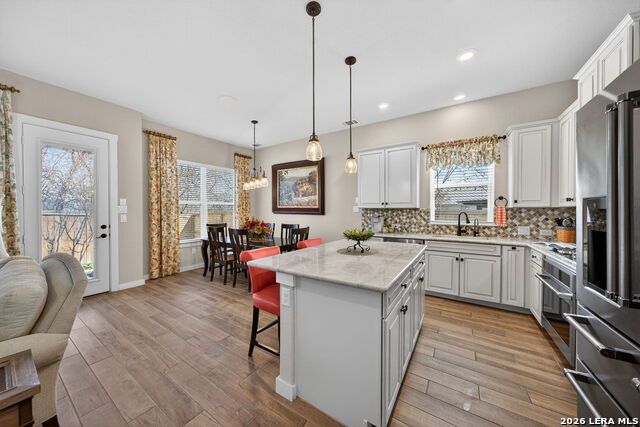 Image 15 of 37 For 5843 Whitby #11