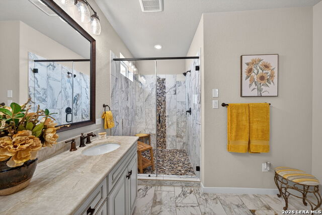 Image 24 of 37 For 5843 Whitby #11