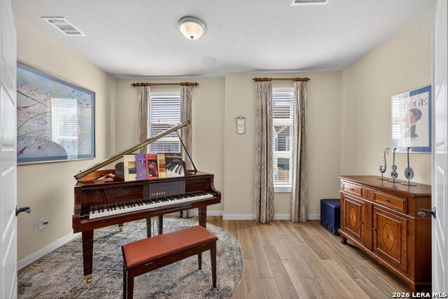 Image 26 of 37 For 5843 Whitby #11