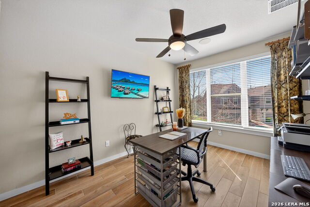 Image 29 of 37 For 5843 Whitby #11