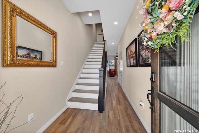 Image 3 of 37 For 5843 Whitby #11