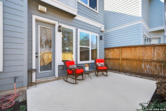 Image 33 of 37 For 5843 Whitby #11