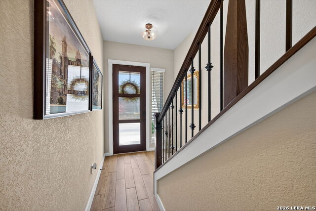 Image 4 of 37 For 5843 Whitby #11