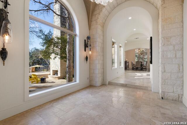 Image 20 of 44 For 954 Riverforest