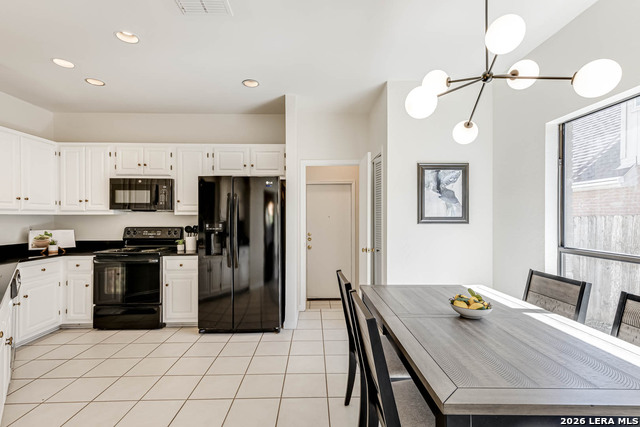 Image 11 of 42 For 13931 Red Maple Wood