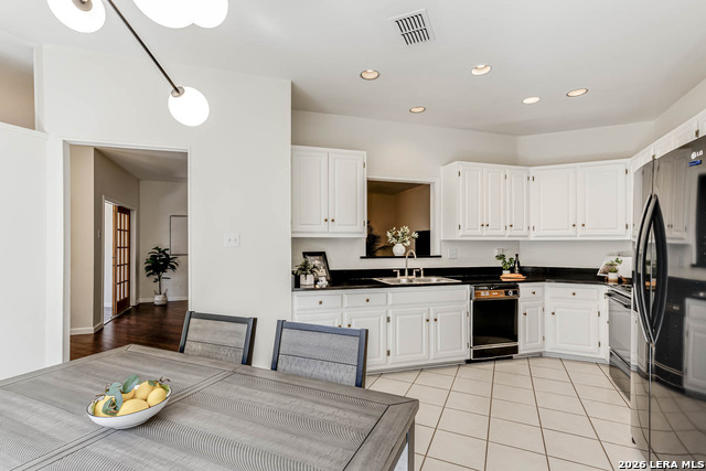 Image 17 of 42 For 13931 Red Maple Wood