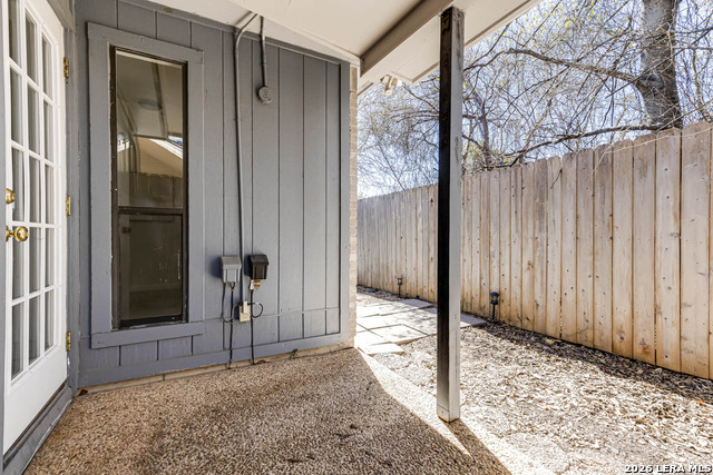 Image 33 of 42 For 13931 Red Maple Wood