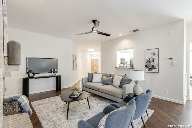 Image 7 of 42 For 13931 Red Maple Wood