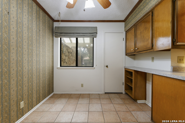 Listing photo id 27 for 4322 Center Oak Woods