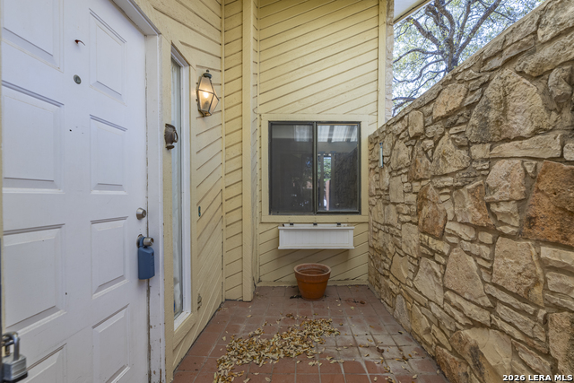 Listing photo id 30 for 4322 Center Oak Woods