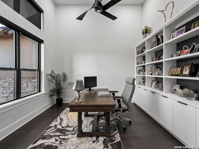 Image 17 of 71 For 1709 Paradise Pkwy