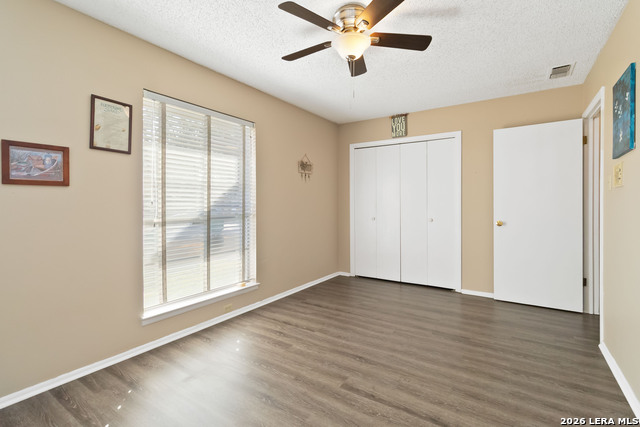 Image 19 of 30 For 204 Norris Dr W