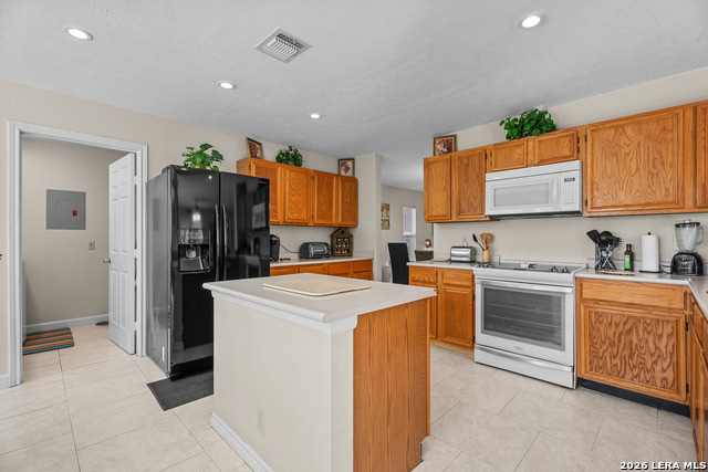 Image 17 of 49 For 7519 Waketon