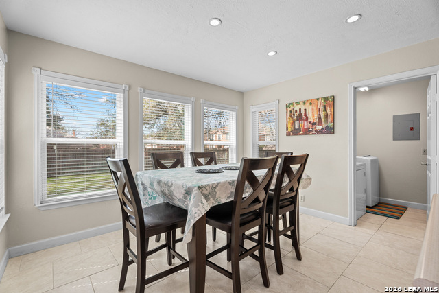 Image 21 of 49 For 7519 Waketon