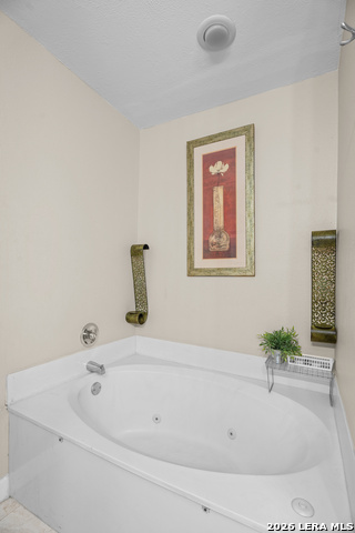 Image 30 of 49 For 7519 Waketon