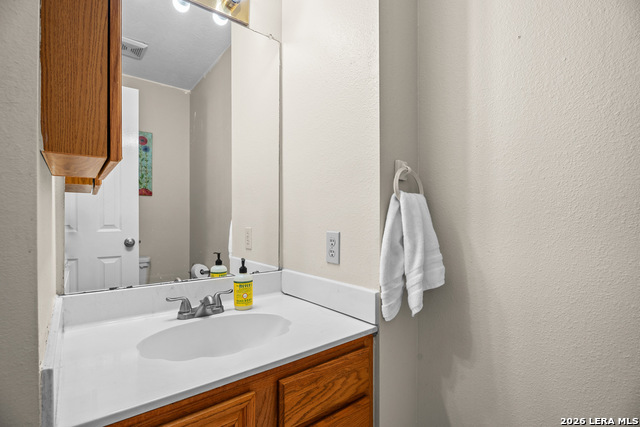 Image 36 of 49 For 7519 Waketon