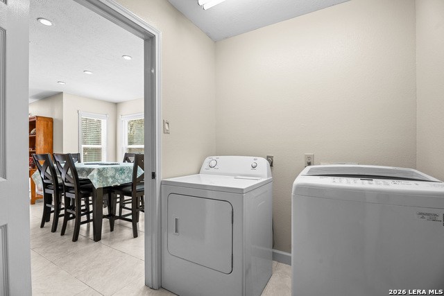 Image 37 of 49 For 7519 Waketon