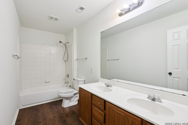 Image 30 of 36 For 12918 Thomas Sumter St