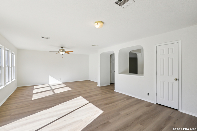 Image 6 of 36 For 12918 Thomas Sumter St