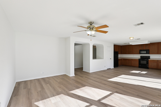 Image 8 of 36 For 12918 Thomas Sumter St