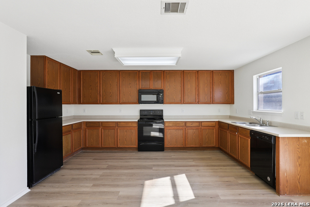 Image 9 of 36 For 12918 Thomas Sumter St