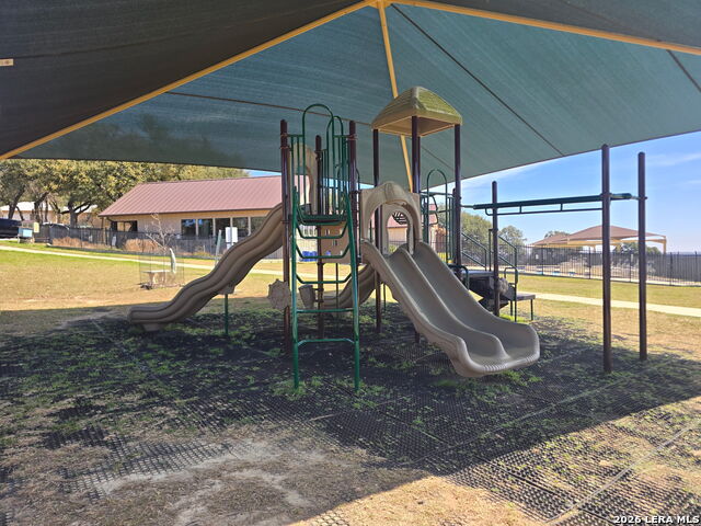 Image 10 of 22 For 206 Falling Hills