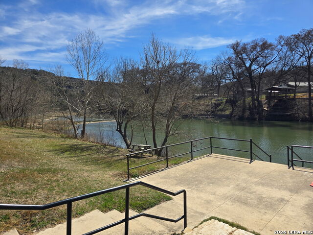 Image 17 of 22 For 206 Falling Hills