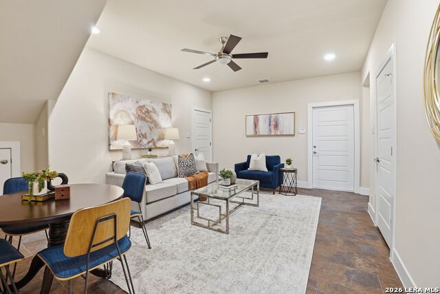 Image 25 of 48 For 9889 Cash Mountain