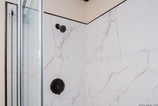 Image 11 of 18 For Cr 150  