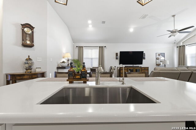 Image 21 of 49 For 505 Huntwick Dr