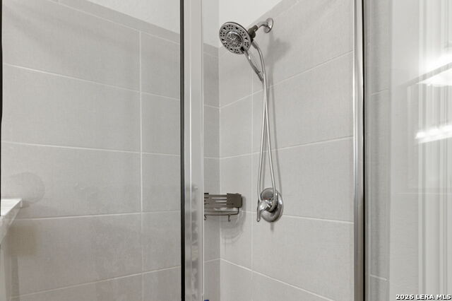 Image 30 of 49 For 505 Huntwick Dr