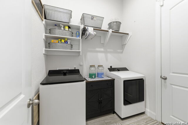 Image 38 of 49 For 505 Huntwick Dr